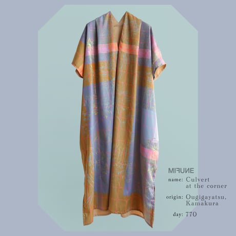 MIFUNE DRESS “Culvert at the corner”