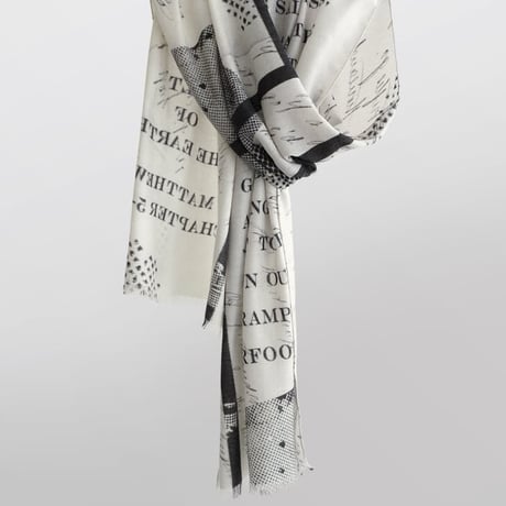 KROFUNE Long wool stole “Salt Of The Earth, Too Long”