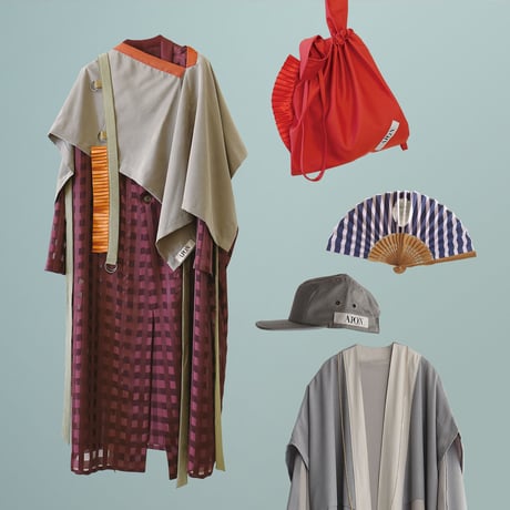 APON Gingham check Gown