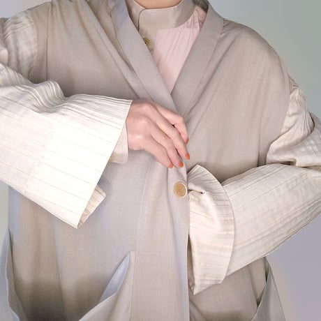 APON, BALOON GOWN