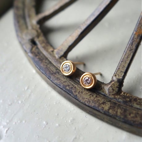 Ball  diamond earrings / ボール ピアス (ダイヤモンド)