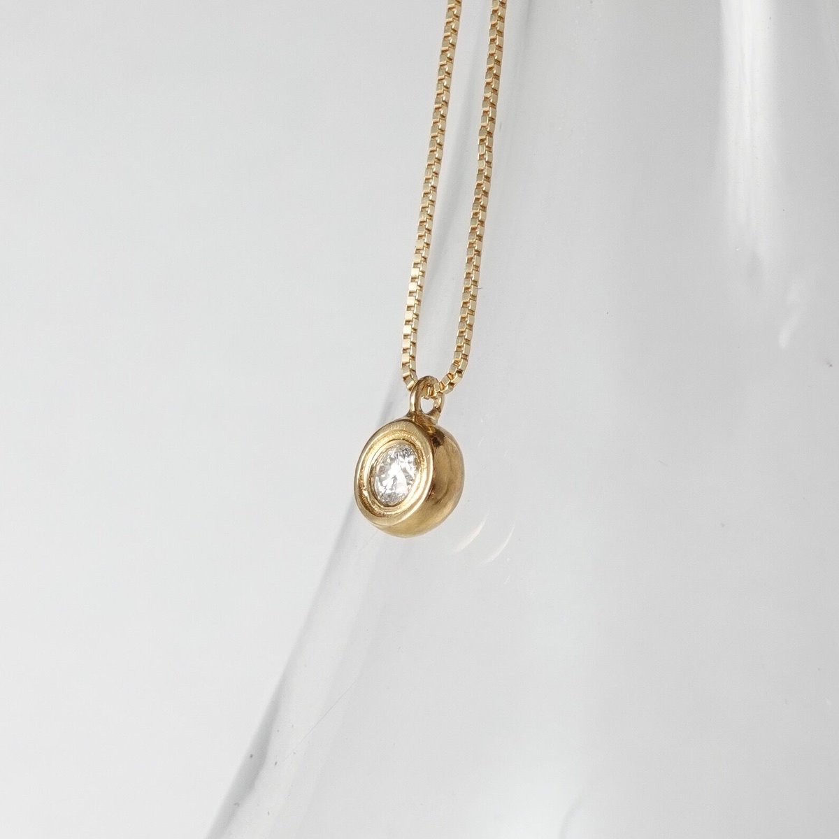 Ball necklace with diamond / ボール ネックレス（ダイヤモンド）