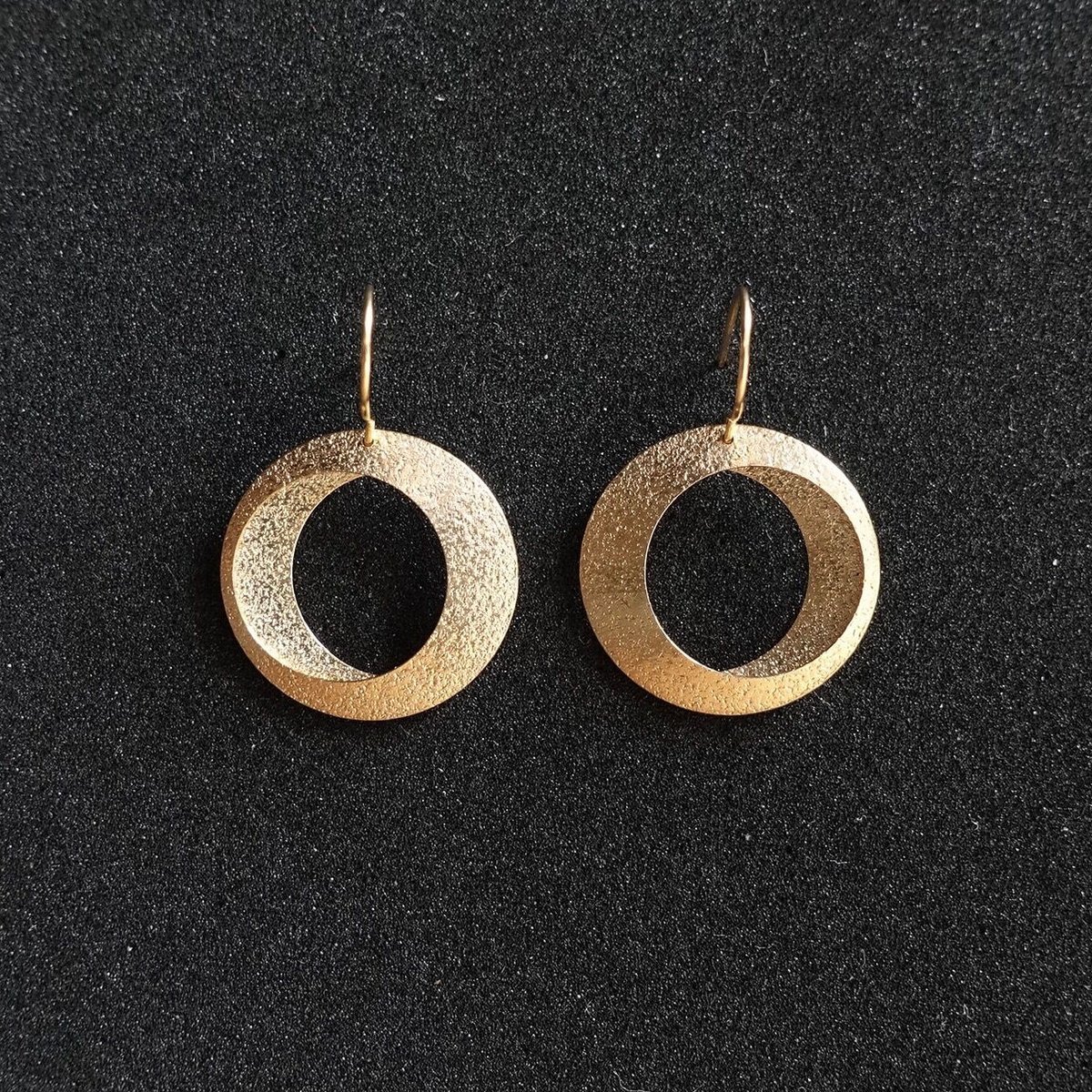 Eclipse hook earrings / イクリプス フックピアス