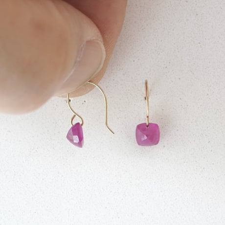 Square ruby  earrings /四角ルビーピアス