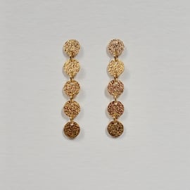 himie 】ヒーミー プティムーンピアス 7粒 K18 ホワイトゴールド