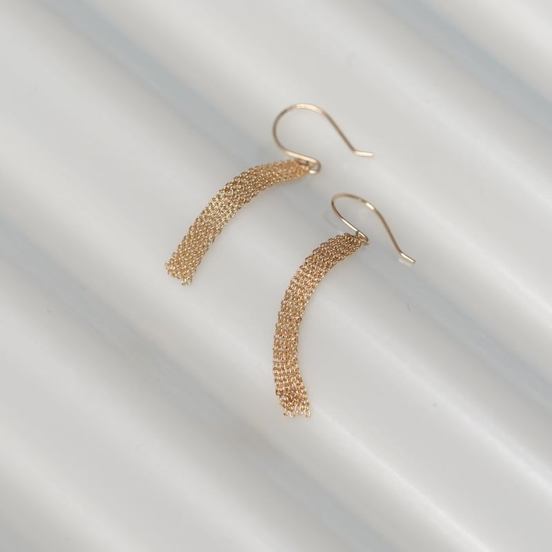Ripple dangle earrings 3cm / リップル ピアス 3cm | hi