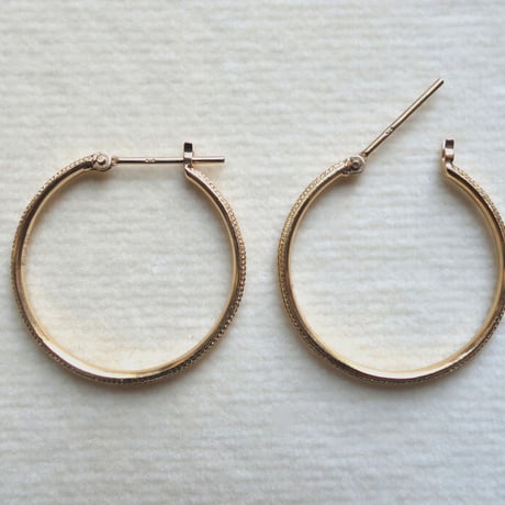 Grace crossing  Hoop earrings  L / グレイス クロッシング ピアス (L)