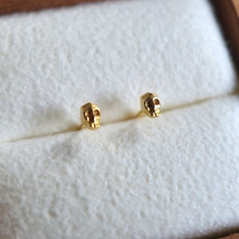 Skull earrings / スカル ピアス | himie [ヒーミー]