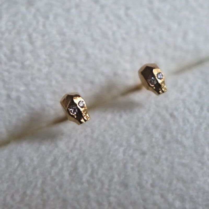 Skull earrings with diamond eyes / スカル ピアス (ダイ