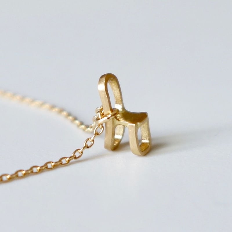 Initial necklace h / イニシャル ネックレス h (椅子) | him