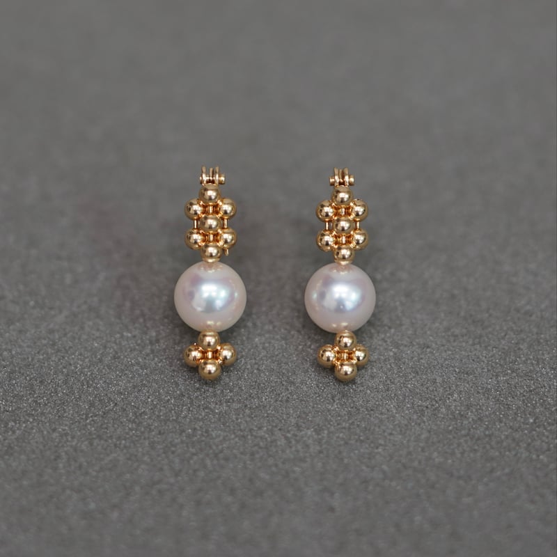 Tsubu pearl bar earrings / ツブパール バー ピアス | himi