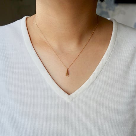 Initial necklace  A / イニシャル ネックレス A (エッフェル塔)