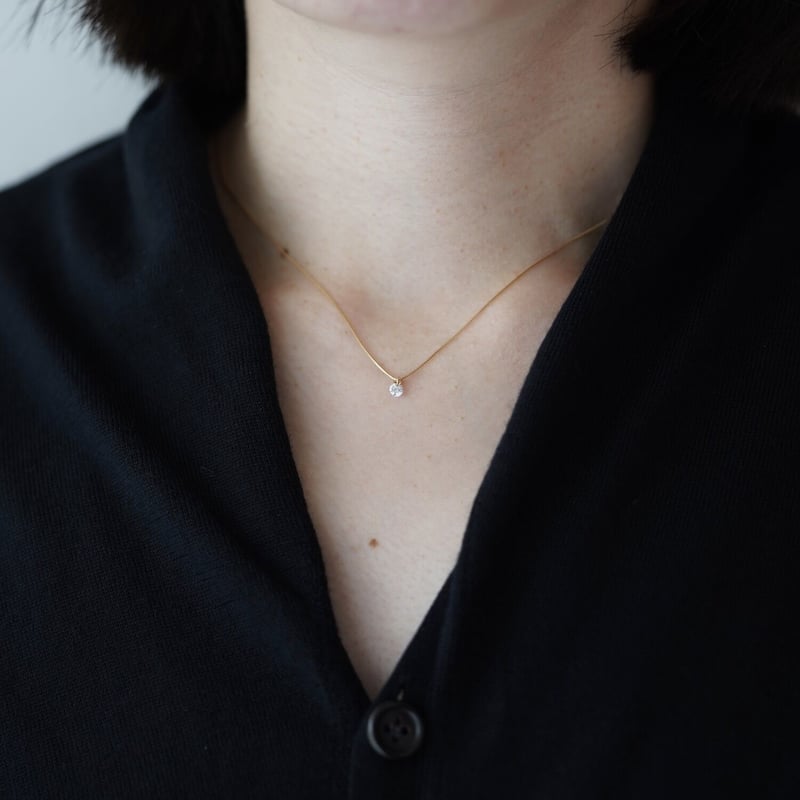 Hole diamond Cross necklace / ホールダイヤモンド クロス ネック