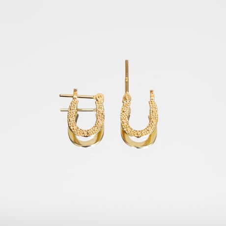 Horseshoe earrings / 馬蹄ピアス
