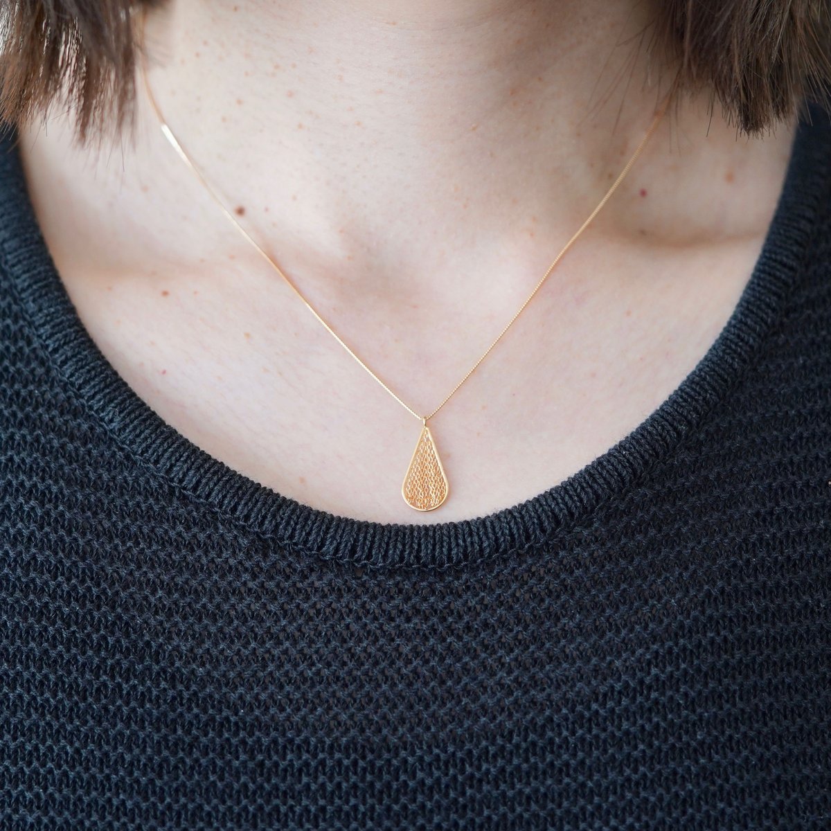 Honeybee wing necklace / ミツバチの羽根 ネックレス | himie Honeybee wing necklace / ミツバチの羽根 ネックレス | himie