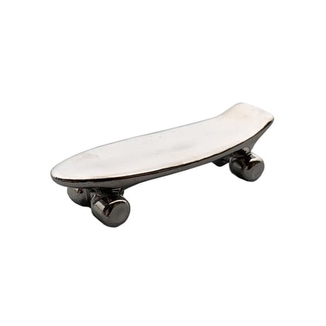 Pika Pika Skateboard chopstick rest (platinum)