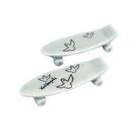 Mark Gonzales / skate board chopstick rest (green)