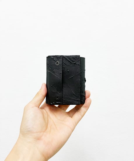 mw11｜三つ折り豆財布／BK