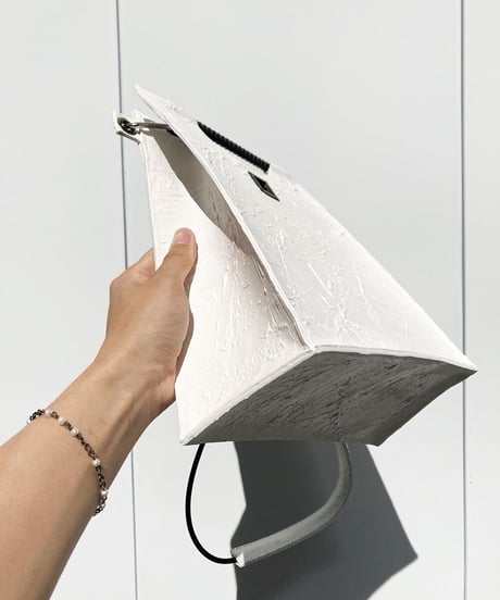W21-03｜鉄筋トート／WH＋スクエアダクトBK