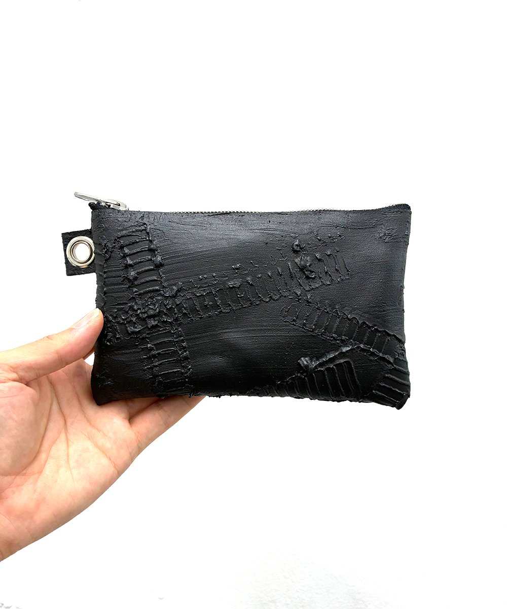 ウォールスタンダードポーチ／BK | Kagari Yusuke ／カガリユウスケ