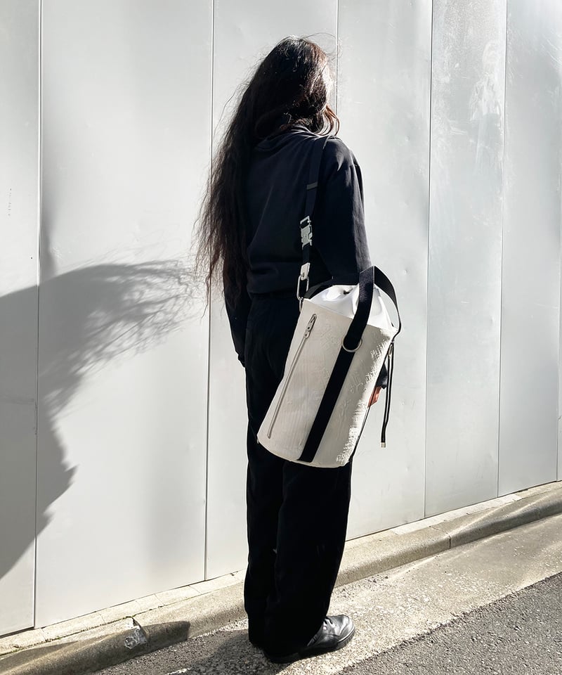 W23-03｜ニューフレコントート WH | Kagari Yusuke ／カガリユウスケ