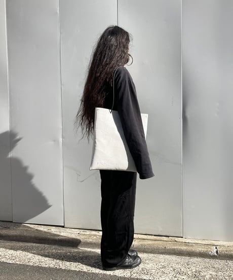 W17-01｜電線トート／WH