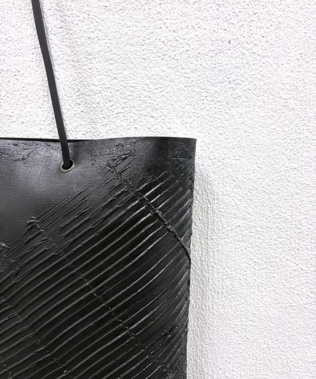 W17-01｜電線トート／BK