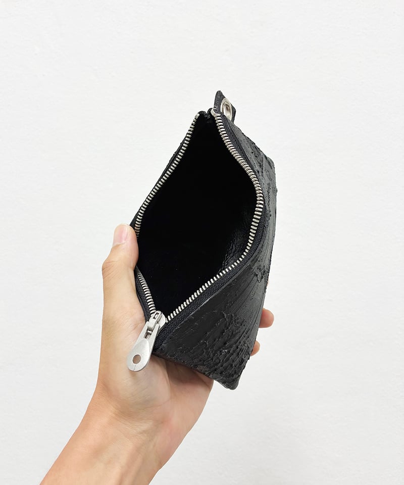 カガリユウスケ KAGARI YUSUKE 特注 バッグ 黒い壁 ポーチ ウォールスタンダードポーチ／BK | Kagari Yusuke ／カガリユウスケ