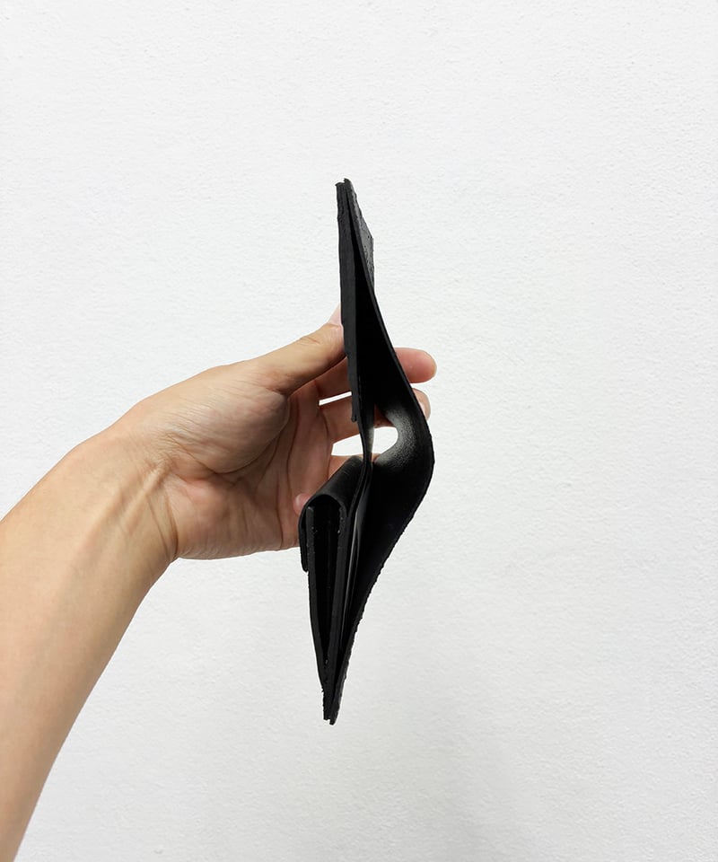【美品】KAGARI YUSUKE 二つ折り財布 グレー壁 mw13 美品】KAGARI YUSUKE 二つ折り財布 グレー壁 mw13 - メルカリ