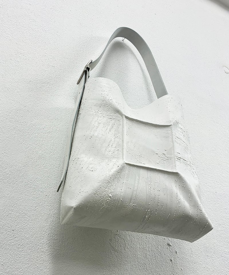 W11-01｜スクエアショルダー／WH | Kagari Yusuke ／カガリユウスケ