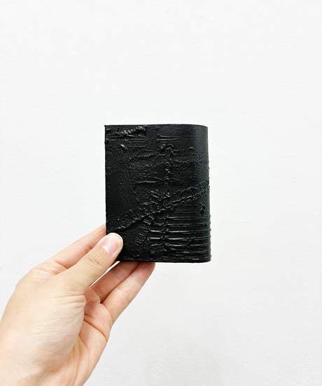 mw20｜二つ折り財布／BK