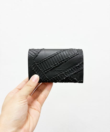mw13｜コンパクト二つ折り財布／BK