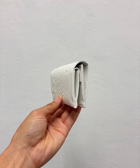 mw13｜コンパクト二つ折り財布／WH