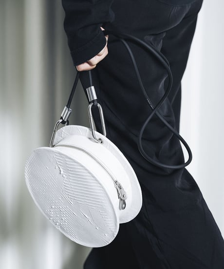 W22-04｜シリンダーショルダー／WH