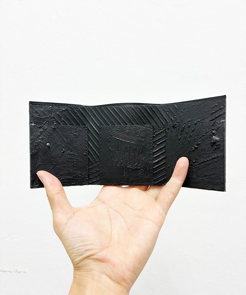 mw11｜三つ折り豆財布／BK | Kagari Yusuke ／カガリユウスケ