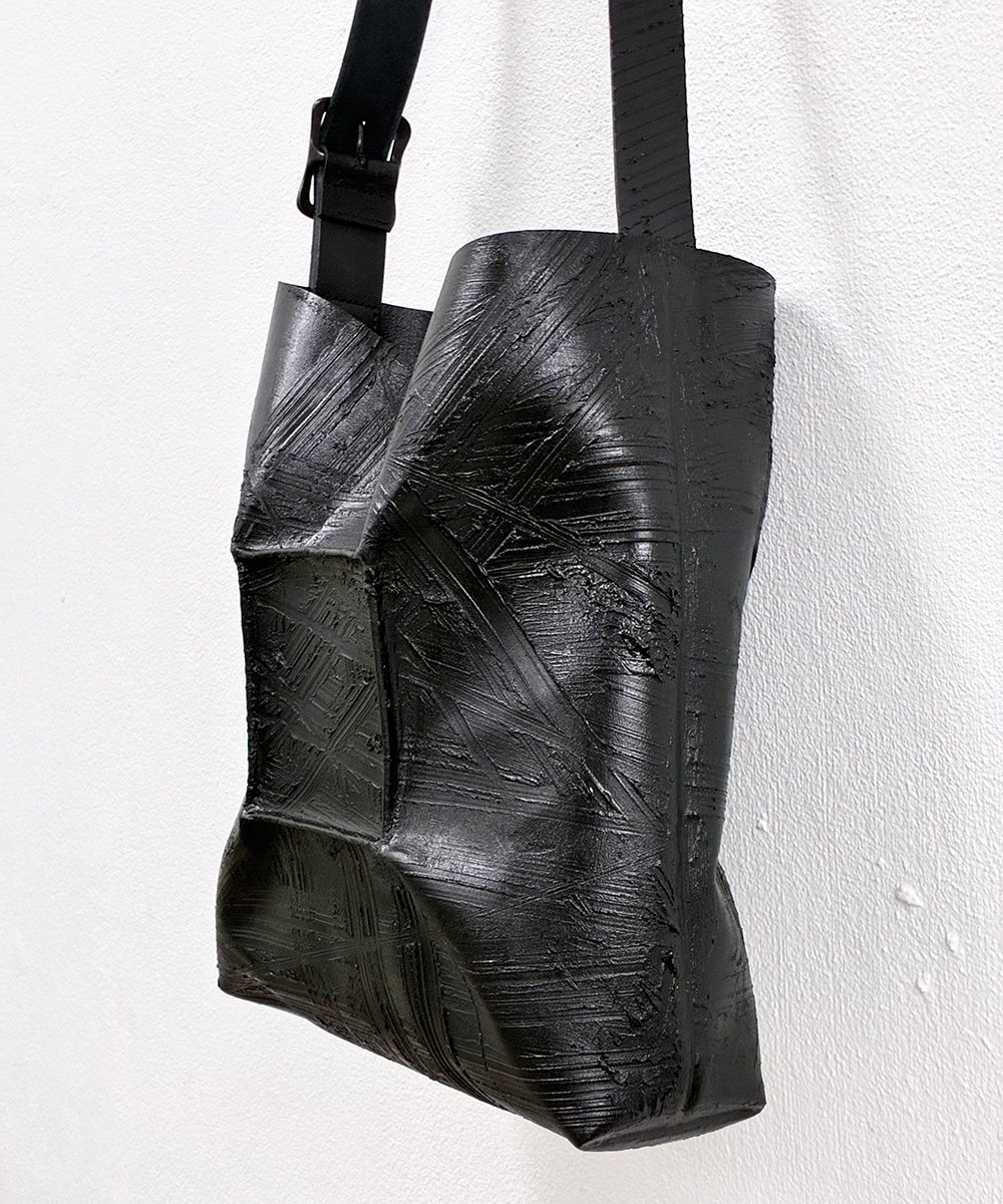 W11-01｜スクエアショルダー／BK | Kagari Yusuke ／カガリユウスケ