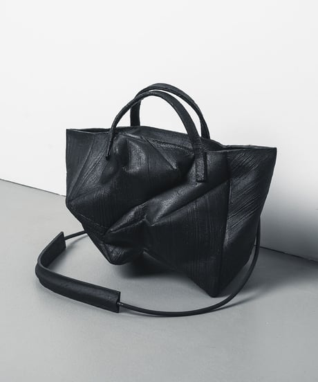 W21-04｜グニャショルダー BK／Mサイズ