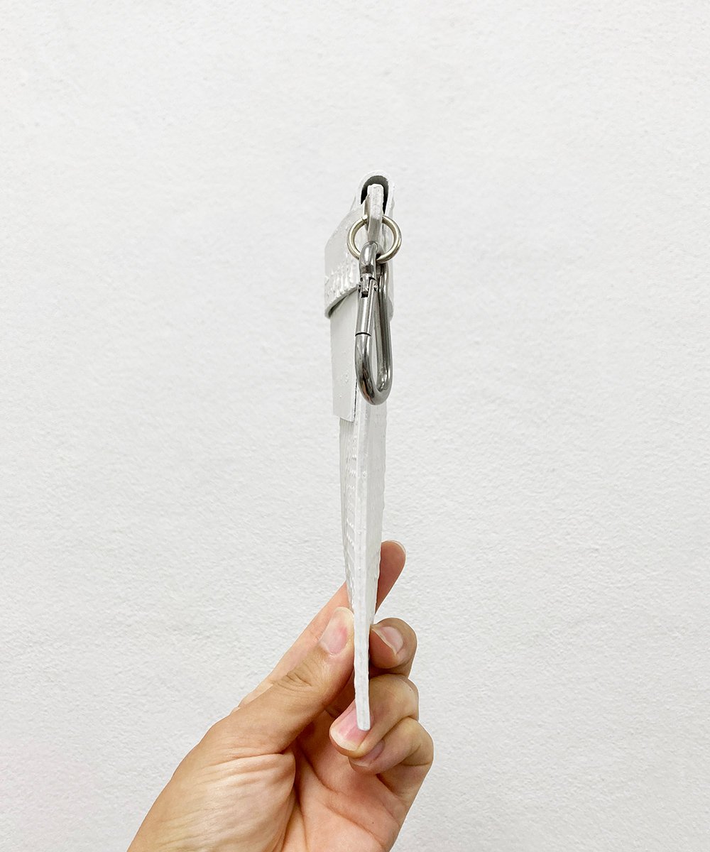 吊るすグラスケース／WH | Kagari Yusuke ／カガリユウスケ