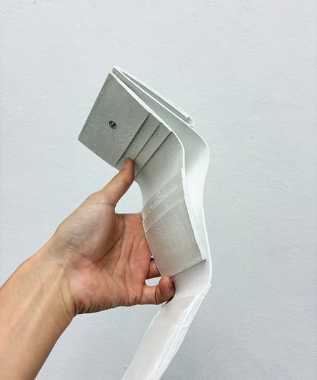 mw12｜三つ折り財布／WH