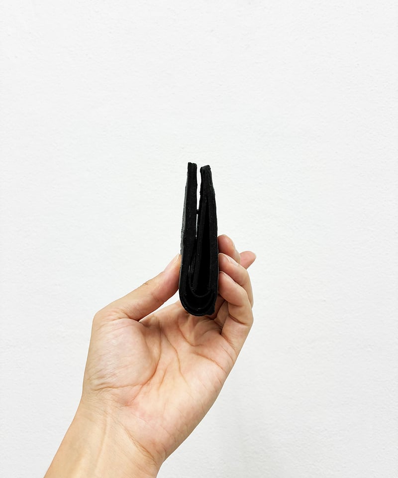 mw20｜二つ折り財布／BK | Kagari Yusuke ／カガリユウスケ