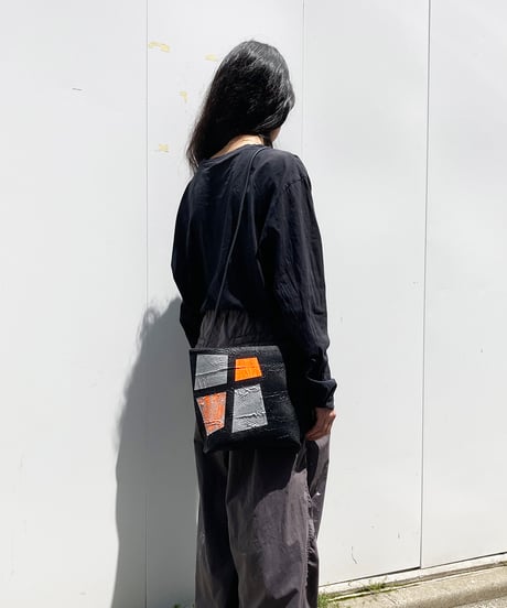 W18-02｜クギブクロ／color・BK