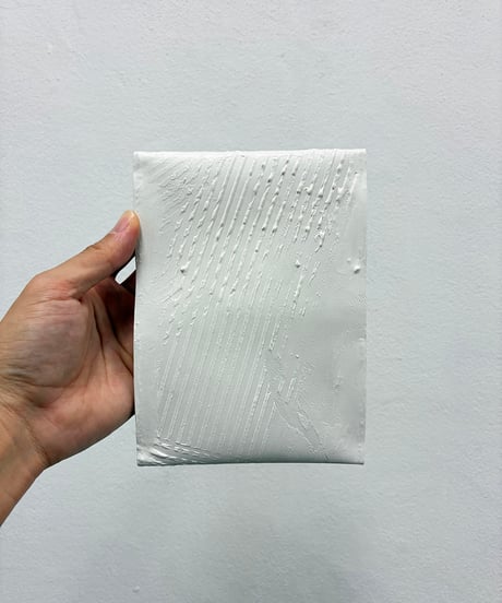 mw13｜コンパクト二つ折り財布／WH