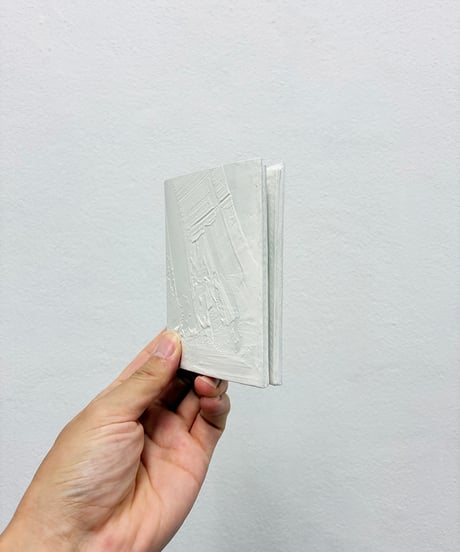 mw20｜二つ折り財布／WH