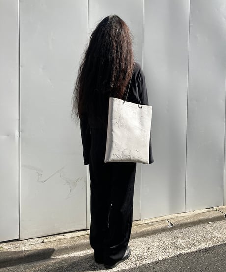 W17-01｜電線トート／WH