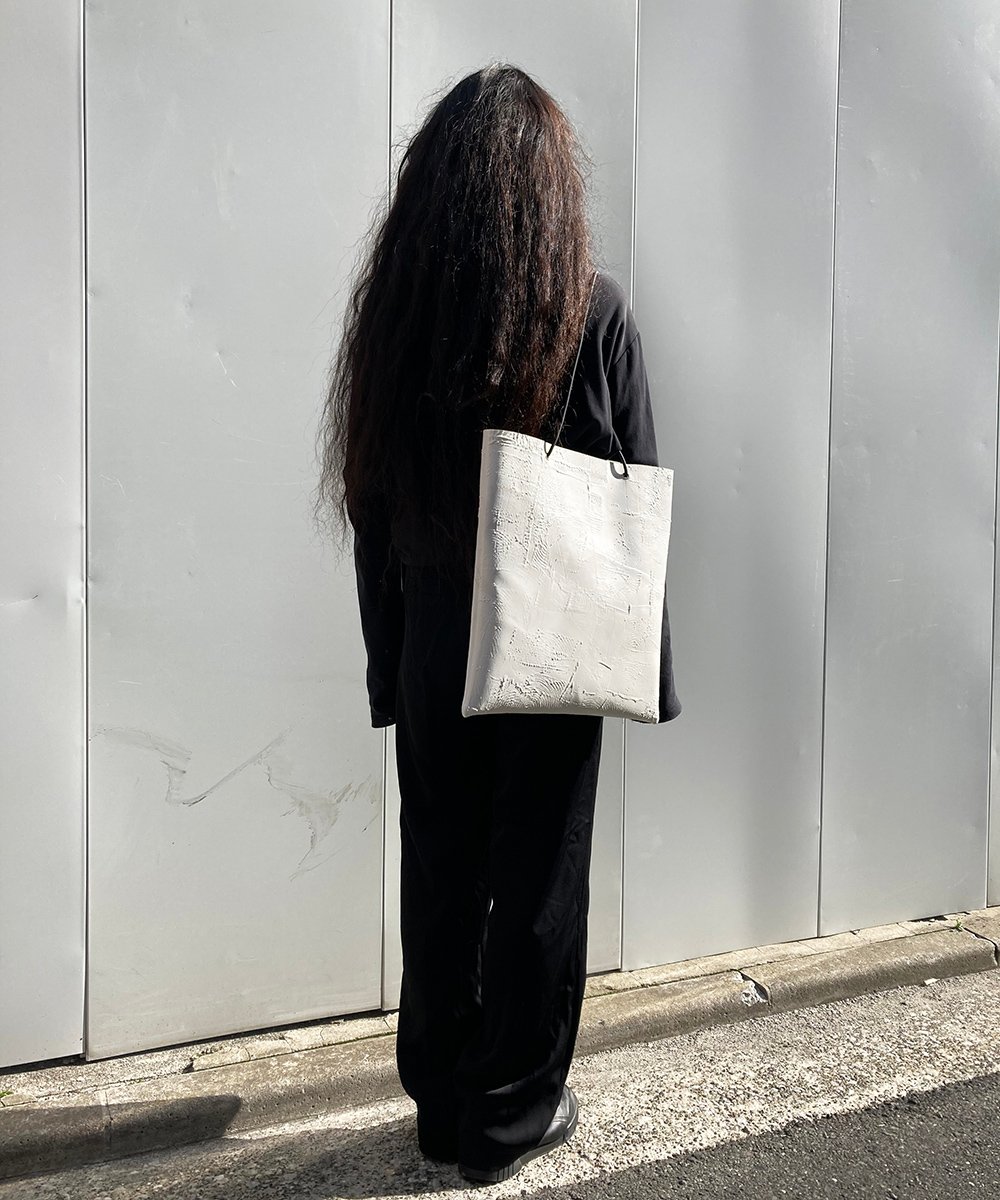 W17-01｜電線トート／WH | Kagari Yusuke ／カガリユウスケ