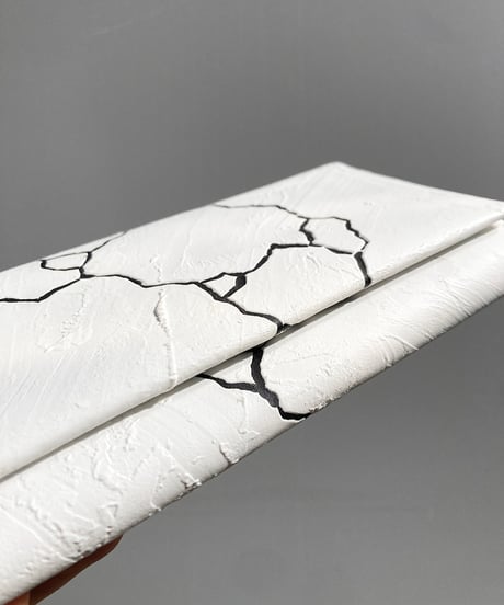 mw07｜フラップ付き長財布／CC・WH