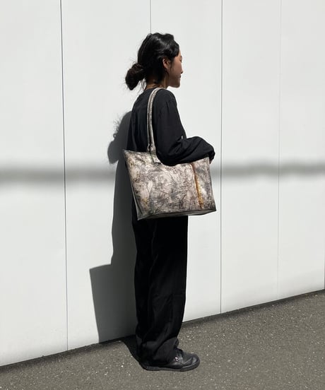 W17-02｜底マチ付きショルダートート／UC
