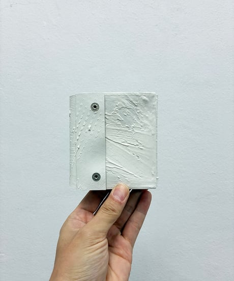 mw12｜三つ折り財布／WH