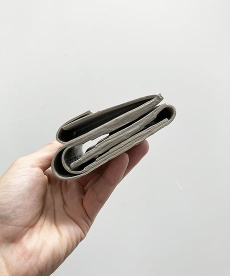 mw12｜三つ折り財布／GR