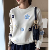 【即納】モコモコお花刺繍ニット♡オフホワイト✖️ライトブルー